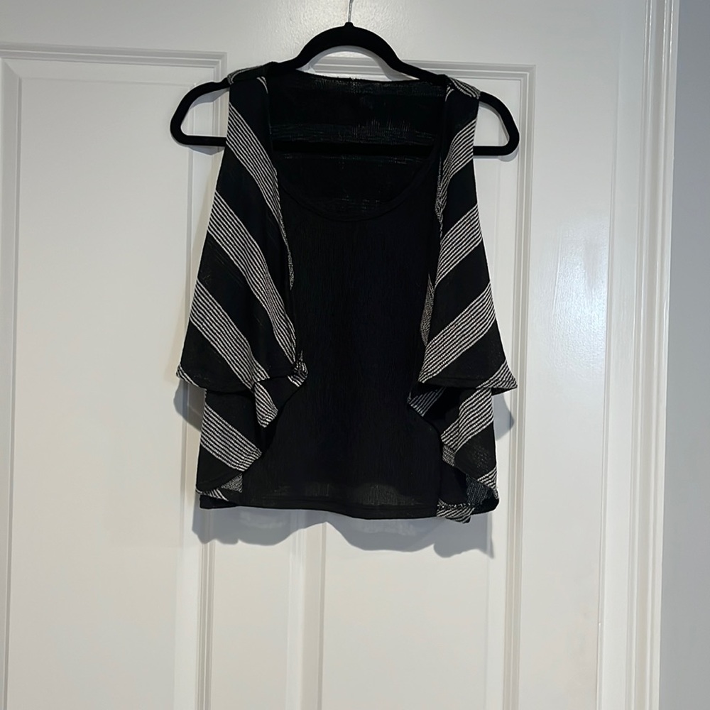 Women’s knitted tank top with built in vest